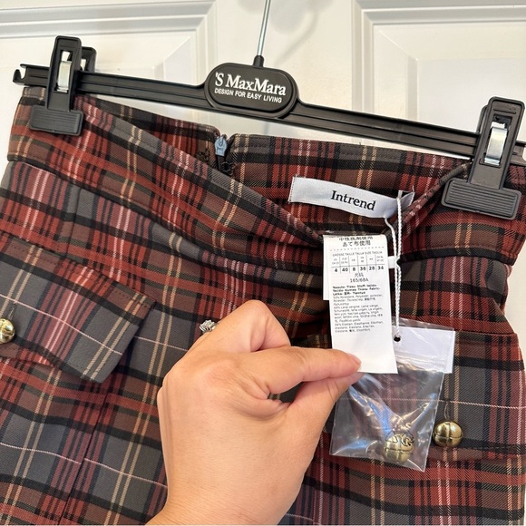 Intrend by Max Mara High-waisted Yarn Wool Shorts Size: MediumUS4/6 Fall/Winter - Picture 10 of 12